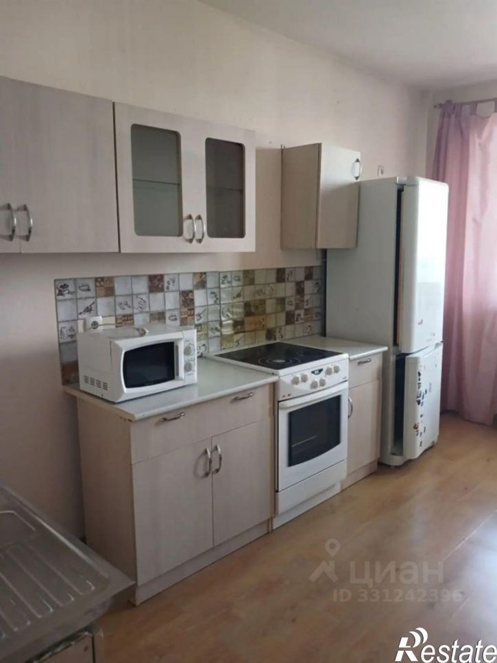 1-комн квартира ул им. Александра Покрышкина, 4/9,  д. 4/9