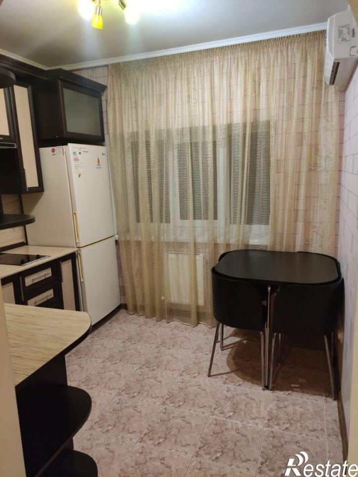 1-комн квартира ул им. Сергея Есенина, 121,  д. 121