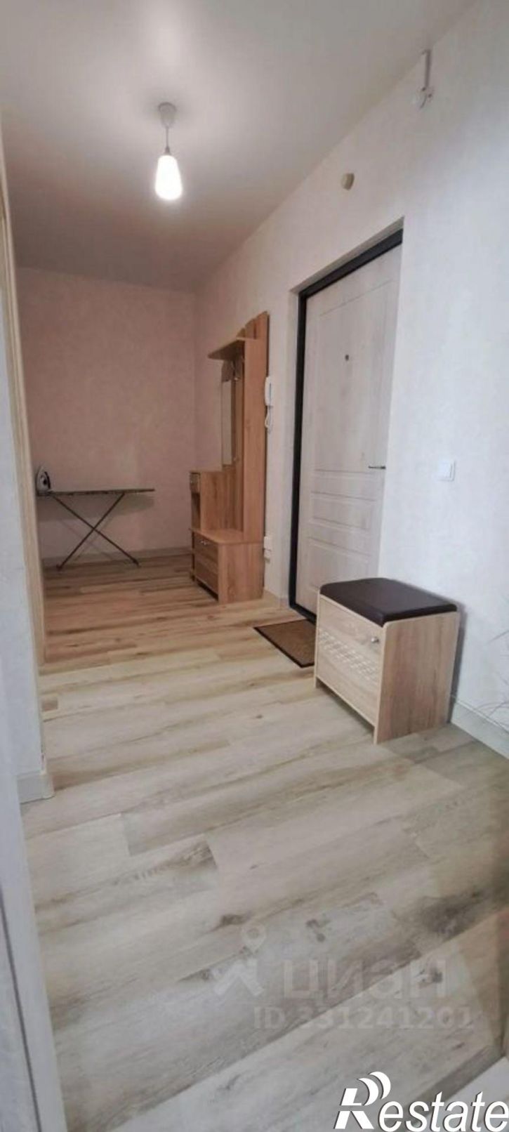 1-комн квартира ул им. Героя Советского Союза Якова Кобзаря, 1,  д. 1