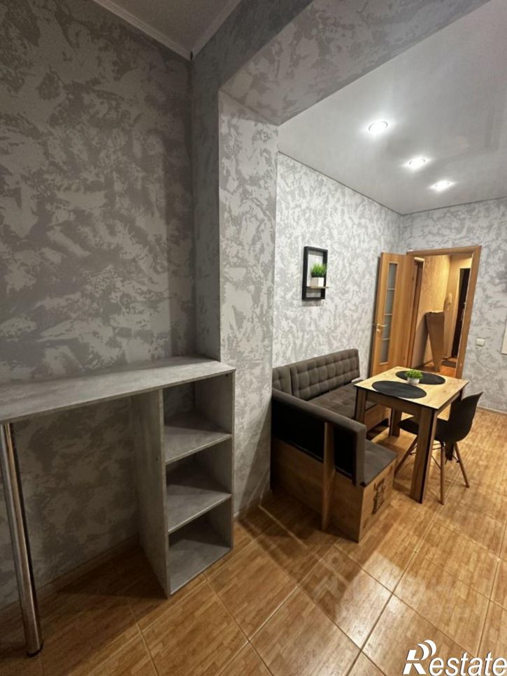1-комн квартира ул им. Сергея Есенина, 84,  д. 84