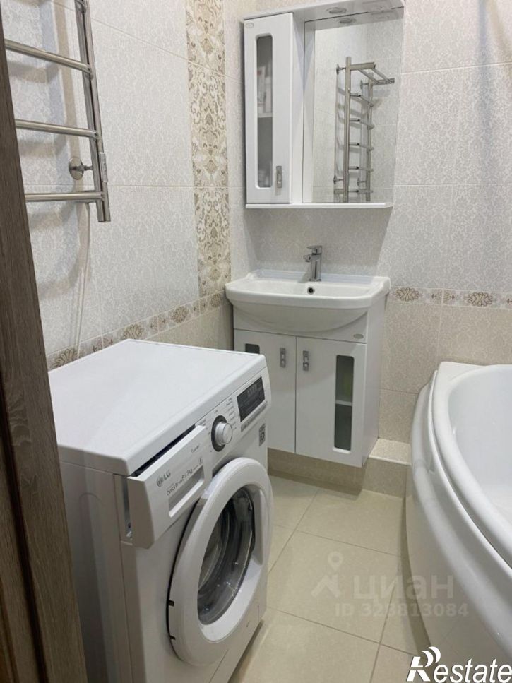 2-комн квартира ул им. Героя Яцкова И.В., 1/10,  д. 1/10
