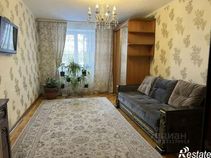 2-комн квартира пр-кт Чекистов, 33/1,  д. 33/1