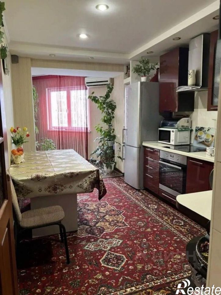 2-комн квартира пр-кт Чекистов, 33/1,  д. 33/1