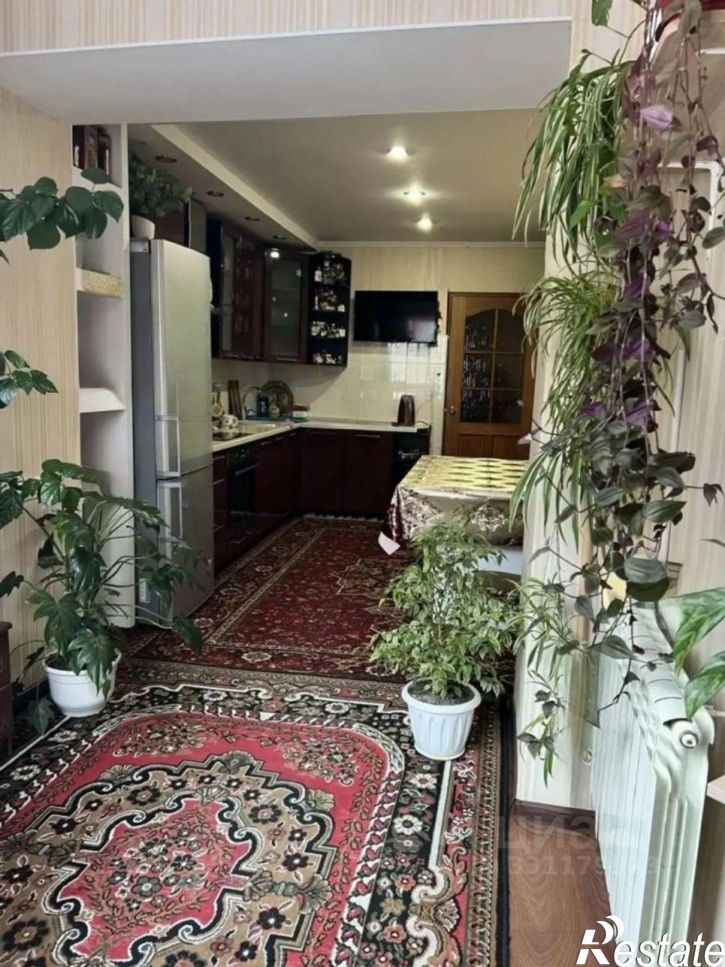 2-комн квартира пр-кт Чекистов, 33/1,  д. 33/1