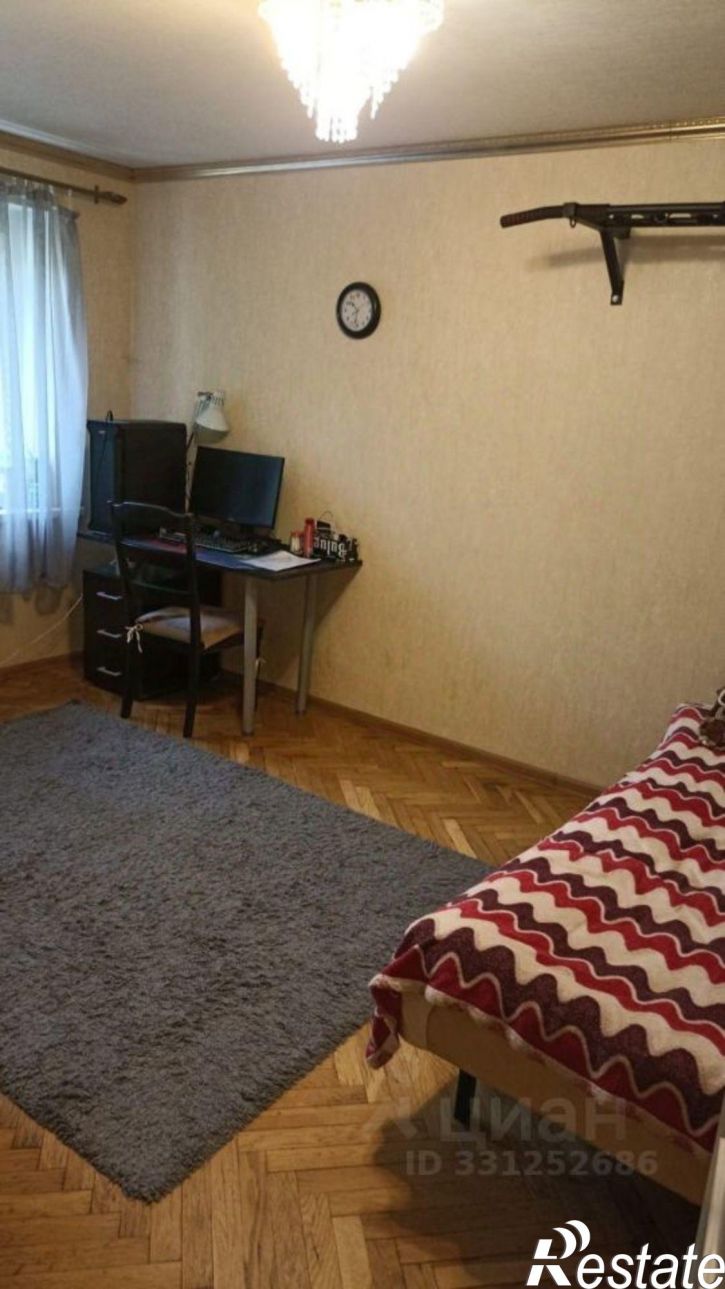 2-комн квартира улица Калинина, 13 к41,  д. 13 к41