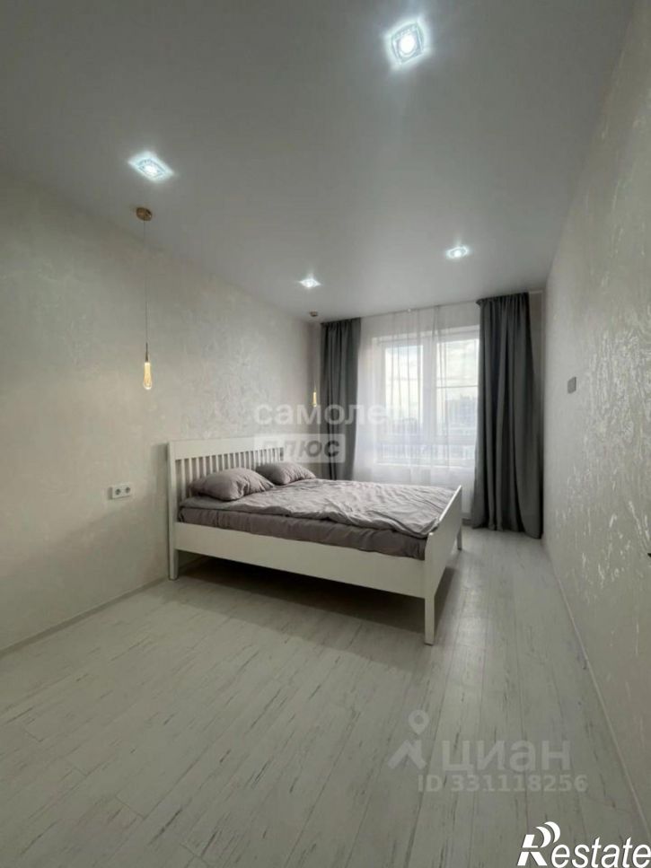 2-комн квартира ул им. Героя Георгия Бочарникова, 14,  д. 14
