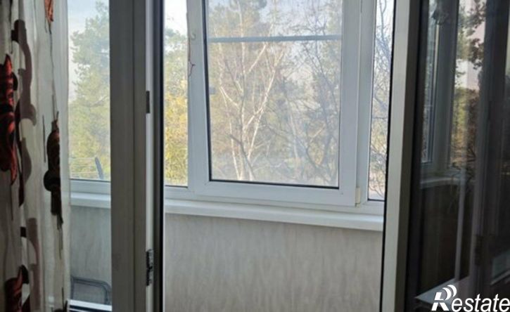 1-комн квартира ул им. 70-летия Октября, 12/1,  д. 12/1