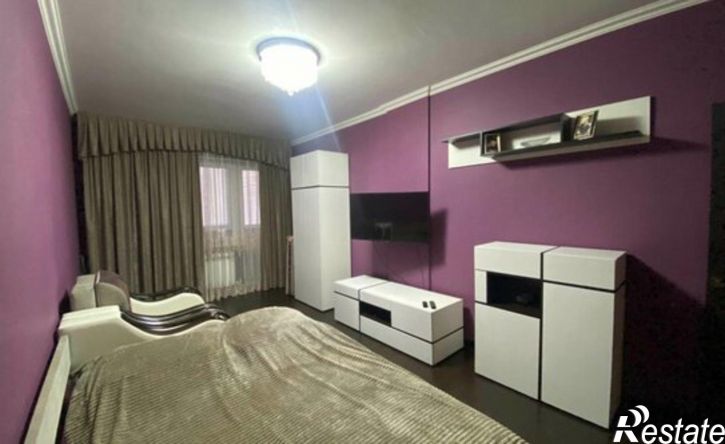 1-комн квартира ул им. Селезнева, 4Б,  д. 4Б