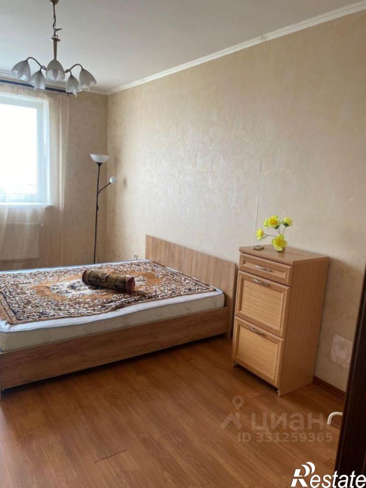1-комн квартира ул им. 70-летия Октября, 17,  д. 17