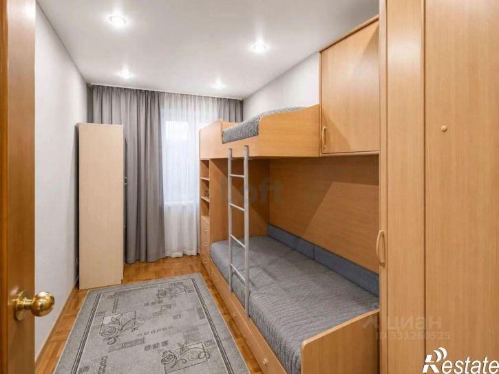 3-комн квартира ул Офицерская, 50,  д. 50