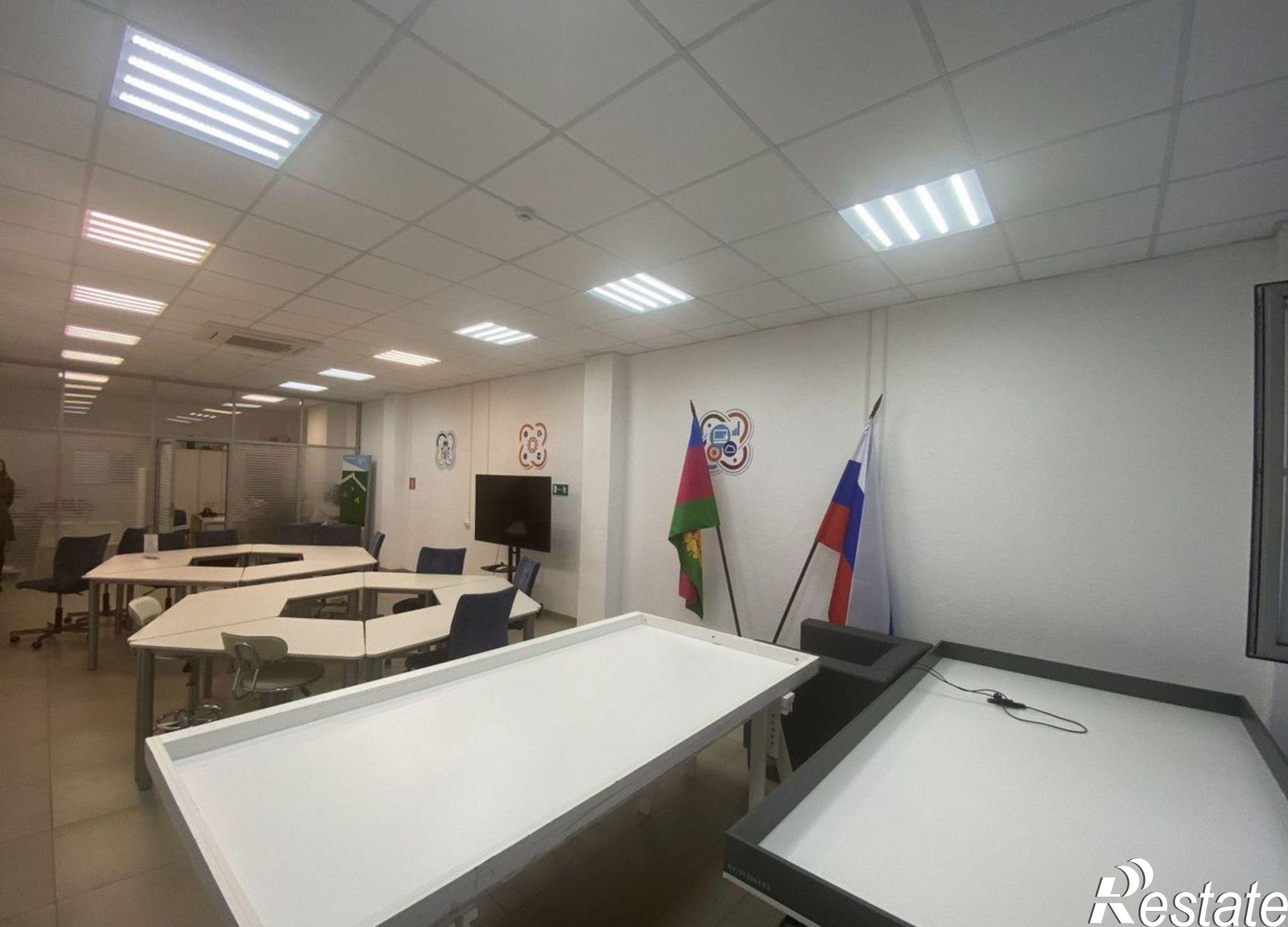 Купить ОСЗ, отдельно стоящее здание за 100 000 000 рублей на Черкасская улица, 71/1