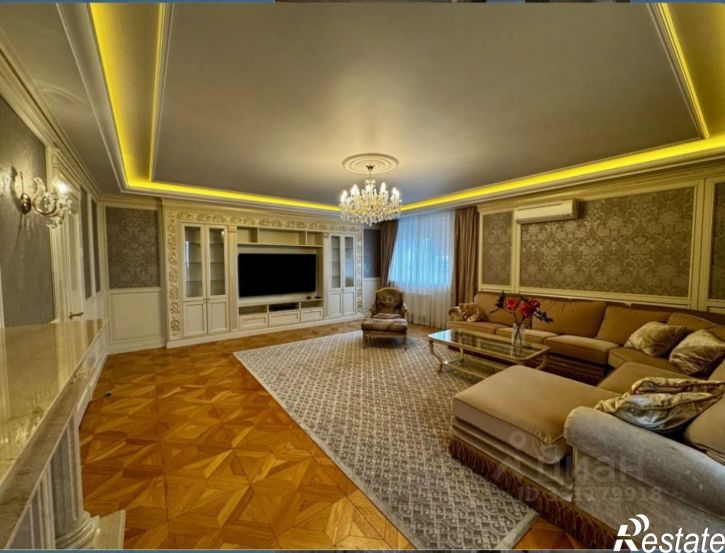 3-комн квартира улица Гагарина, 232,  д. 232