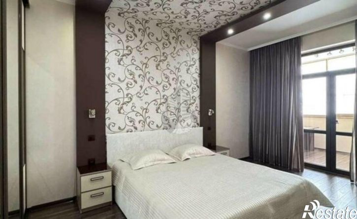 3-комн квартира б-р им. Клары Лучко, 10,  д. 10