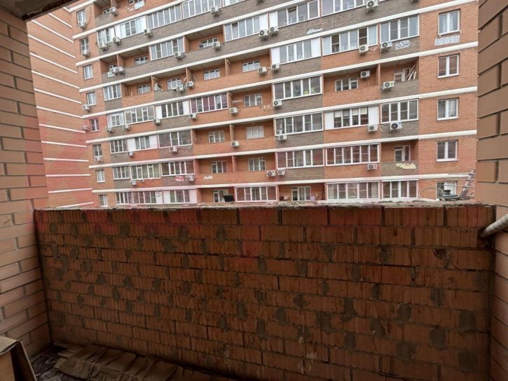 2-комн квартира Заполярная ул.