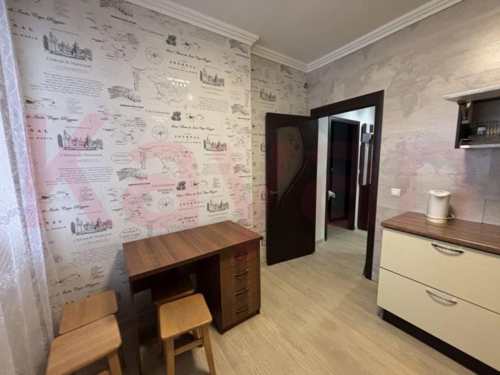 2-комн квартира Заполярная ул.