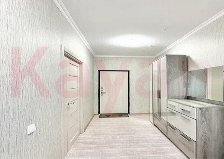 2-комн квартира им. Генерала Трошева ул.