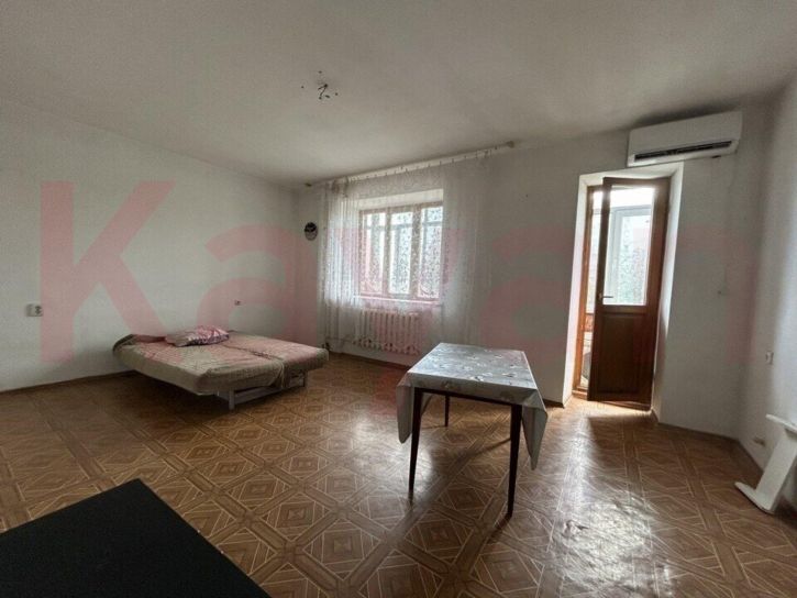 2-комн квартира Бургасская ул.