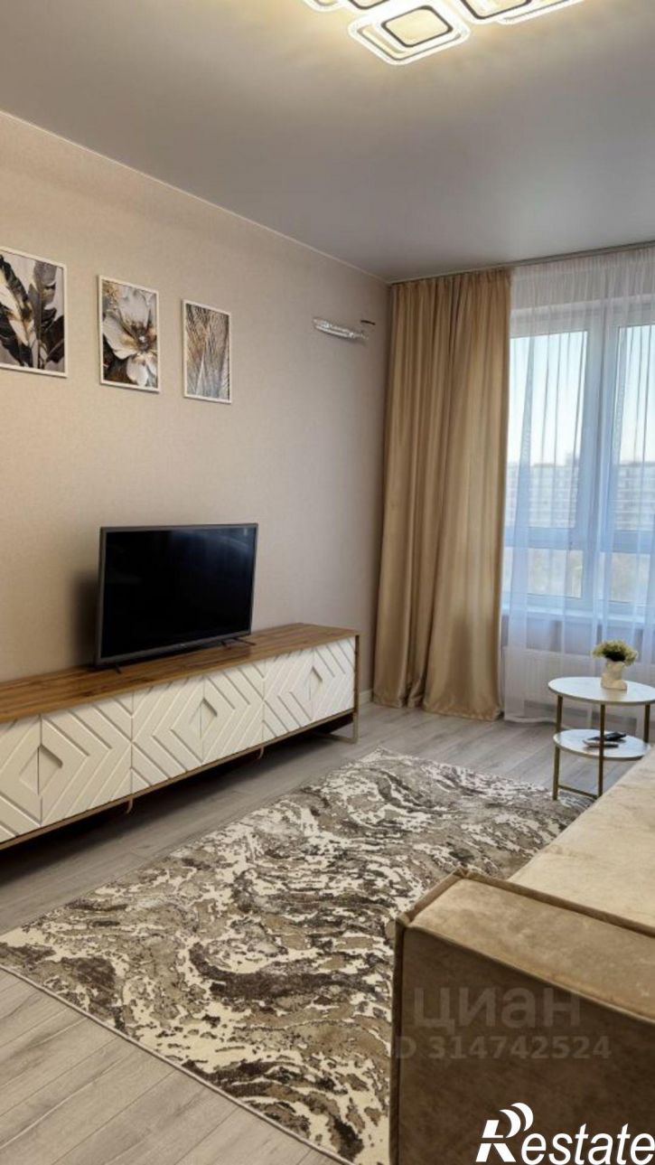 2-комн квартира ул им. генерала Корнилова, 14,  д. 14