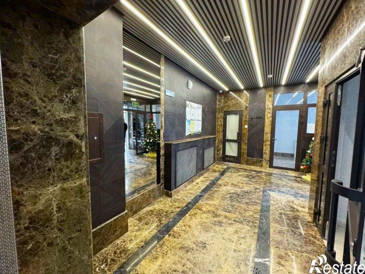 3-комн квартира улица Чкалова, 8,  д. 8