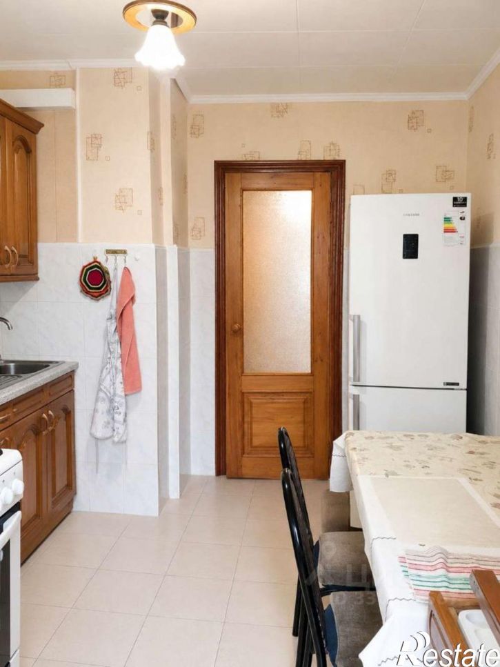 3-комн квартира Тепличная улица, 33,  д. 33