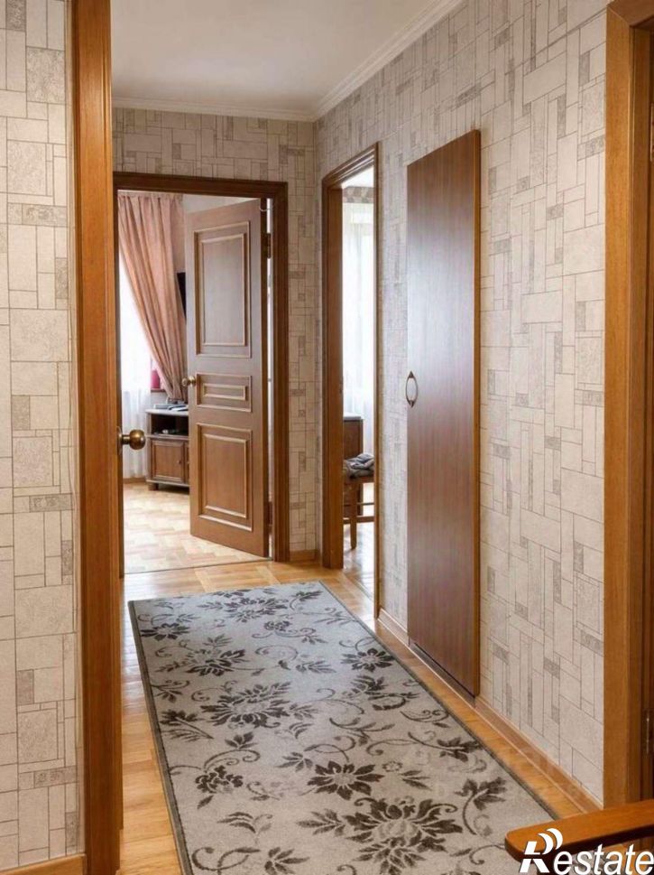3-комн квартира Тепличная улица, 33,  д. 33