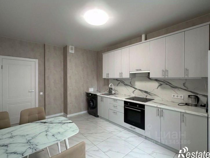 2-комн квартира Питерская улица, 40 к3,  д. 40 к3