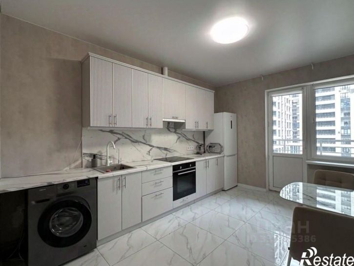 2-комн квартира Питерская улица, 40 к3,  д. 40 к3