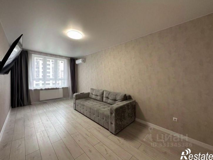2-комн квартира Питерская улица, 40 к3,  д. 40 к3