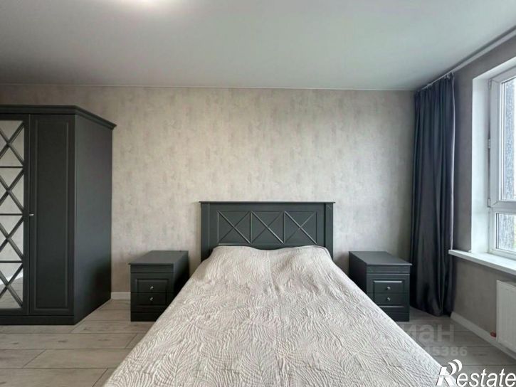 2-комн квартира Питерская улица, 40 к3,  д. 40 к3