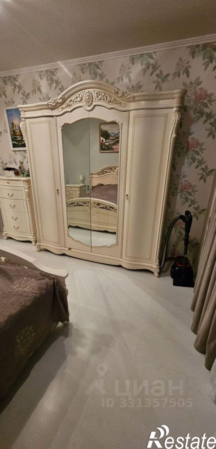 2-комн квартира улица Монтажников, 10,  д. 10