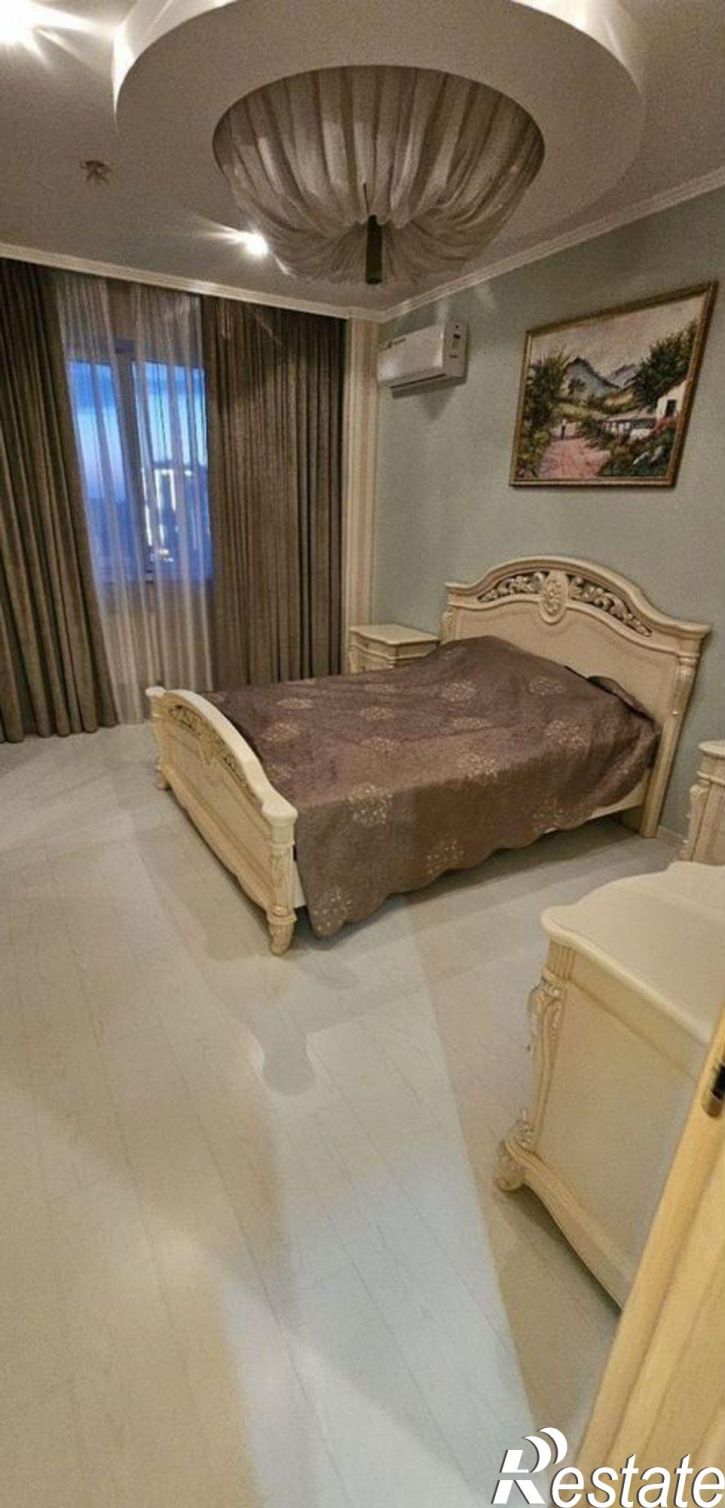 2-комн квартира улица Монтажников, 10,  д. 10