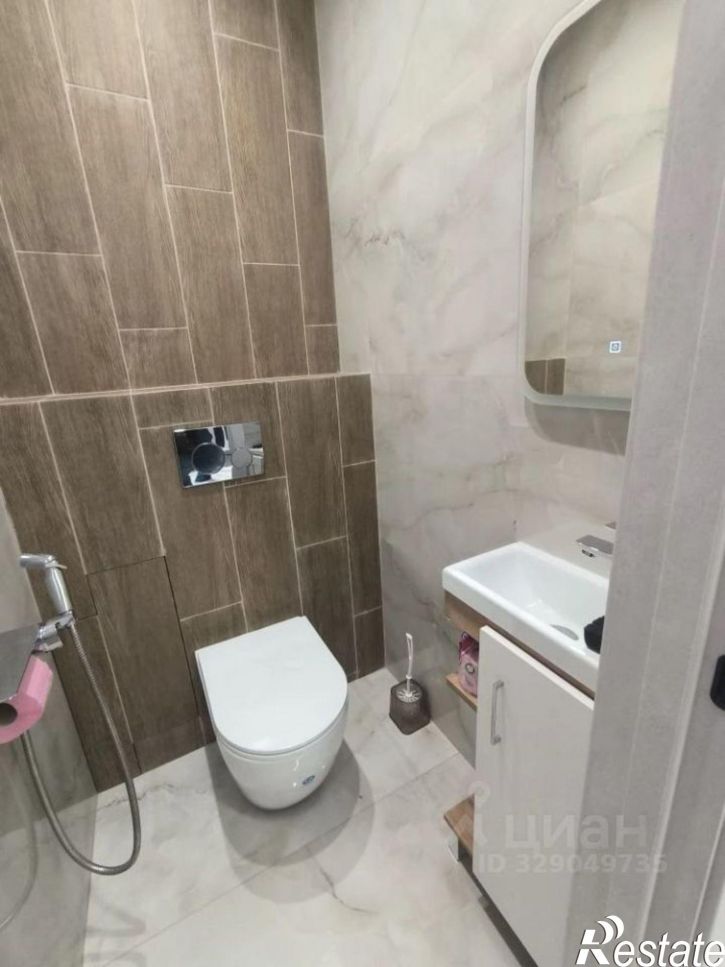 2-комн квартира ул им. Героя Ростовского, 8 5,  д. 8 5,  к. 5