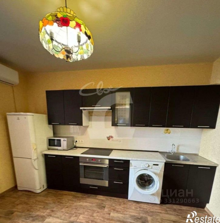 1-комн квартира Российская улица, 72/1 к1,  д. 72/1 к1