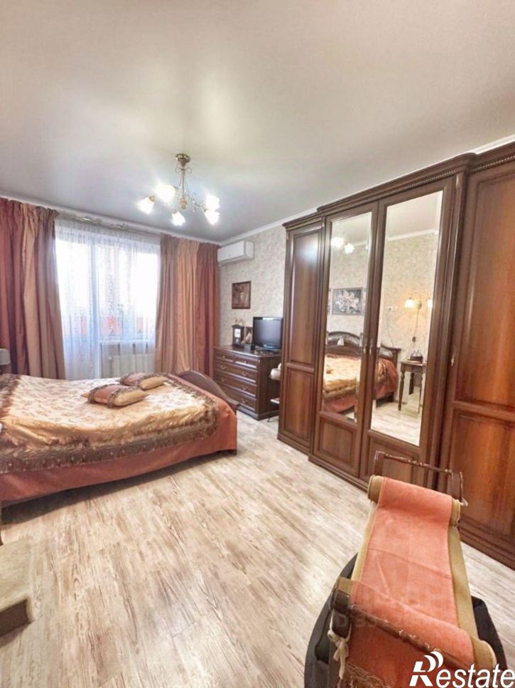 3-комн квартира улица Автолюбителей, 52/5,  д. 52/5