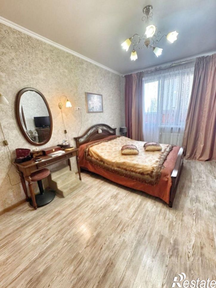 3-комн квартира улица Автолюбителей, 52/5,  д. 52/5