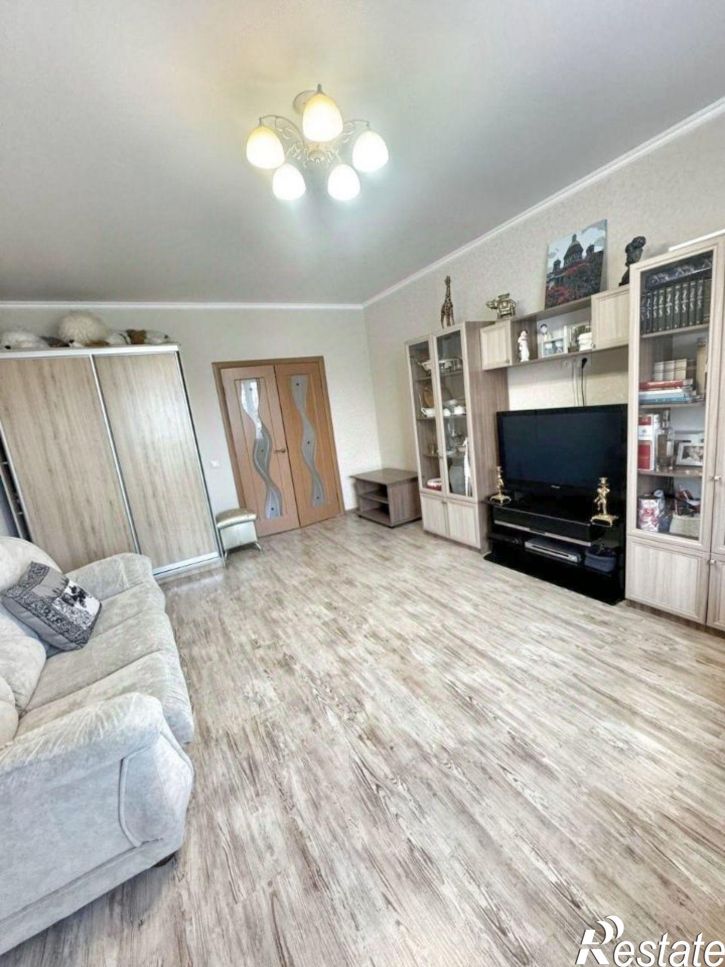 3-комн квартира улица Автолюбителей, 52/5,  д. 52/5
