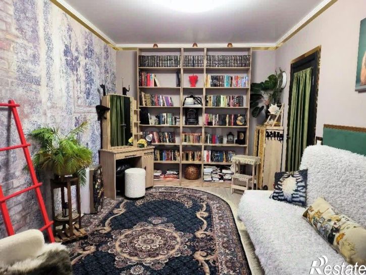 3-комн квартира улица Героев-Разведчиков, 48,  д. 48