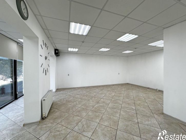 Торговое помещение улица Карякина, 31,  д. 31