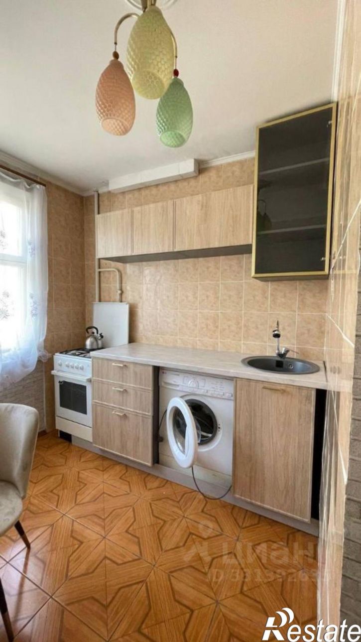1-комн квартира улица Карякина, 3,  д. 3