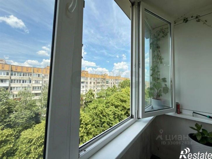 3-комн квартира Уральская улица, 95/1,  д. 95/1