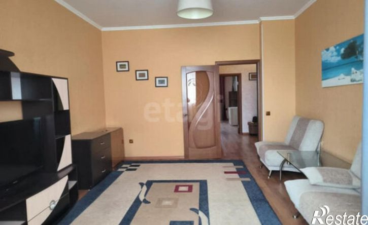 1-комн квартира пр-кт Чекистов, 42,  д. 42