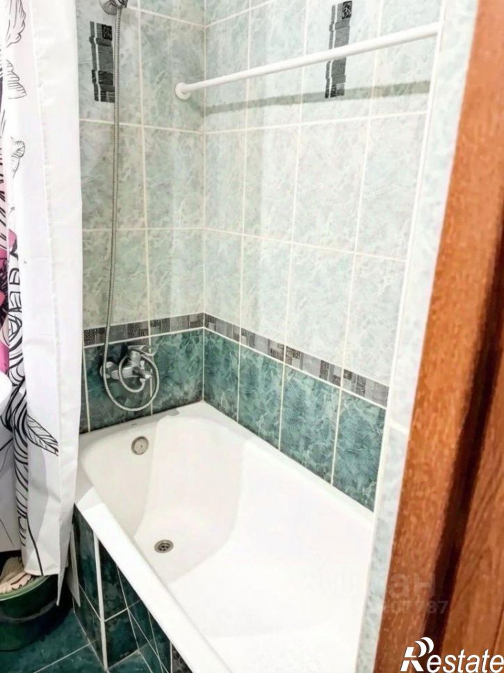 3-комн квартира улица Суворова, 74,  д. 74