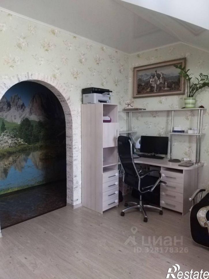 2-комн квартира Базарная улица, 81,  д. 81