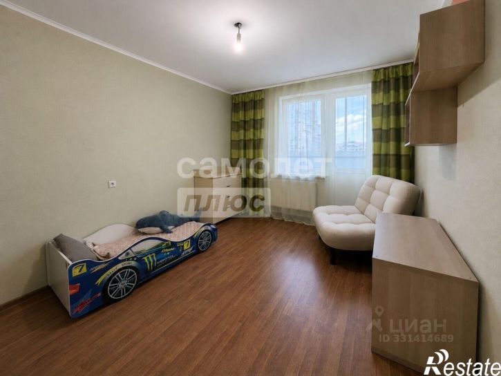 3-комн квартира Зиповская улица, 48,  д. 48
