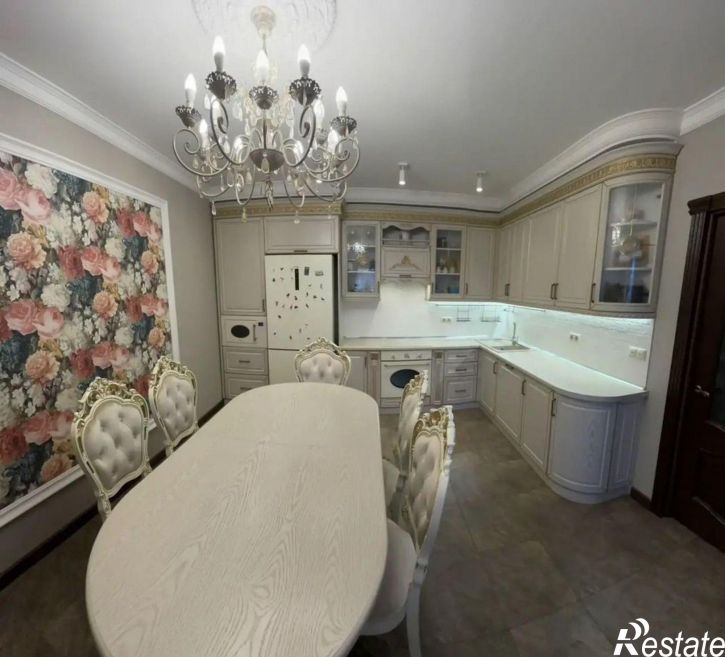 3-комн квартира ул им. Героя Сарабеева В.И., 5 1,  д. 5 1,  к. 1
