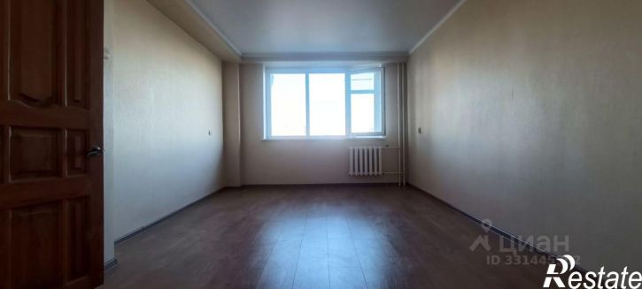 1-комн квартира пр-кт Чекистов, 42,  д. 42