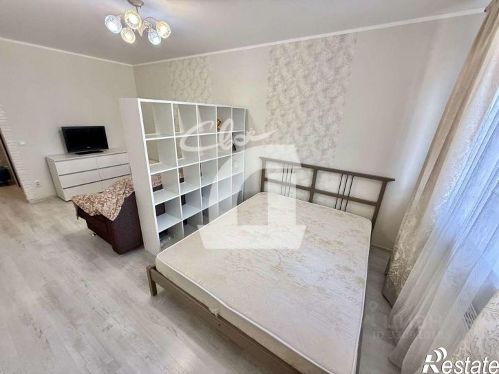 1-комн квартира улица Западный Обход, 42 к3,  д. 42 к3