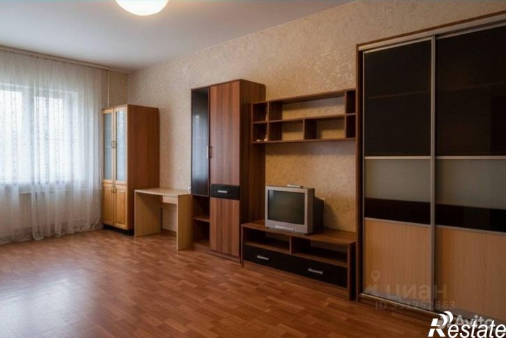 1-комн квартира ул им. Александра Покрышкина, 4/5,  д. 4/5