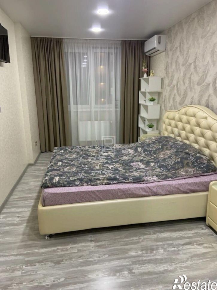2-комн квартира улица Цезаря Куникова, 24 к3,  д. 24 к3