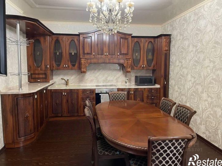 2-комн квартира ул им. 40-летия Победы, 60,  д. 60